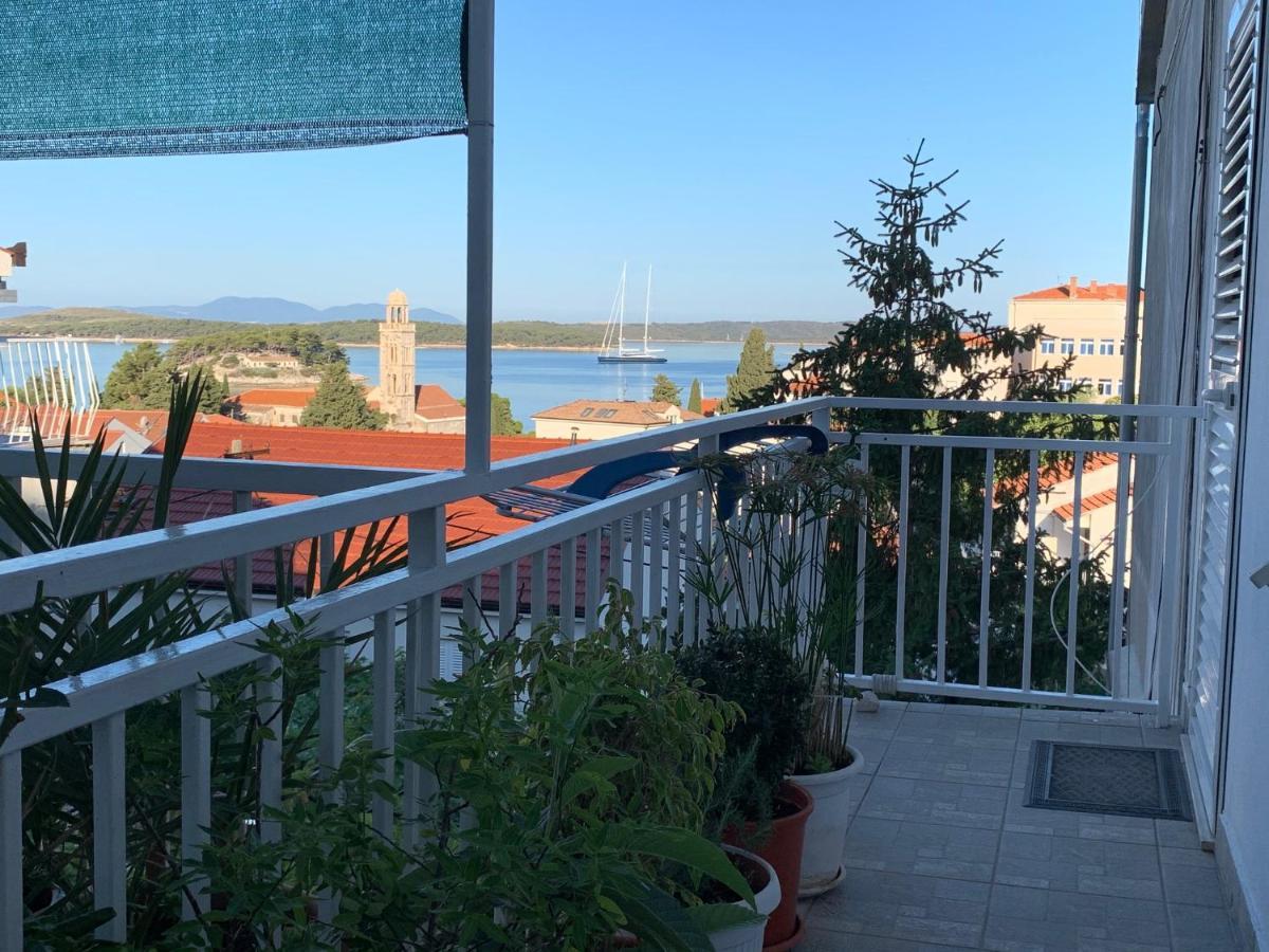 Apartment Elena 40 M2 With Beautiful Wide Sea Views 3 Stars Χβαρ Εξωτερικό φωτογραφία